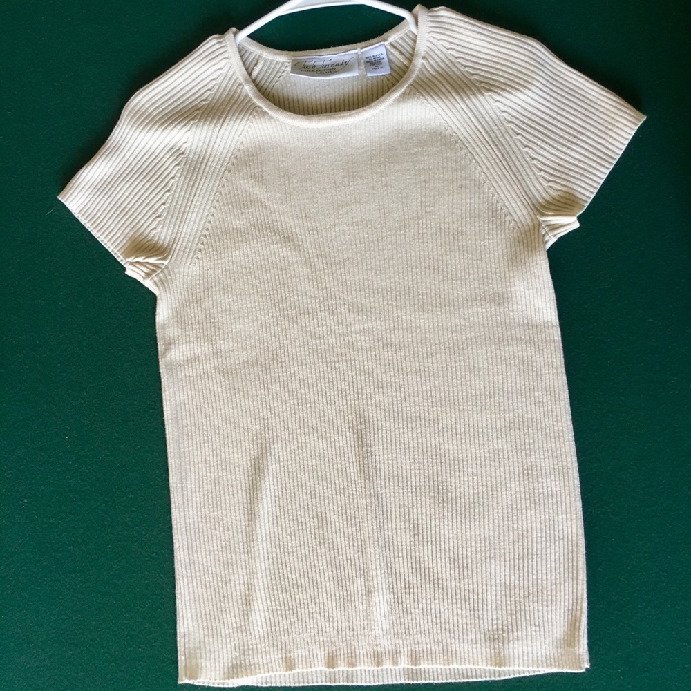 Light Sweater T-shirt